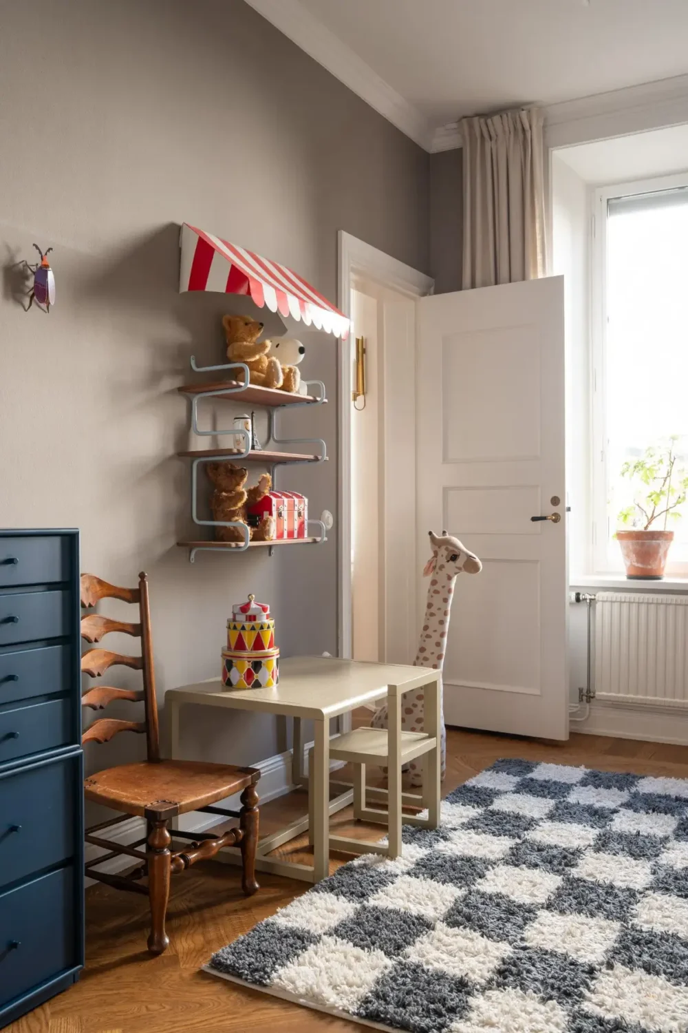 Arched Windows and Design Classics in a 19th Century Apartment 19 kids bedroom table