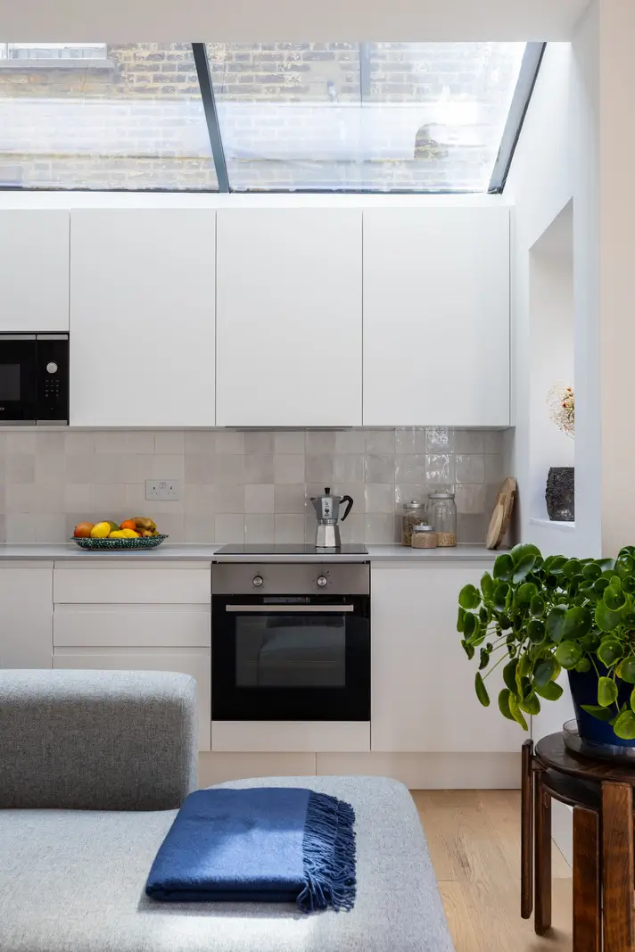 A Modern Extension and Period Details in a Ground Floor London Home 5 c