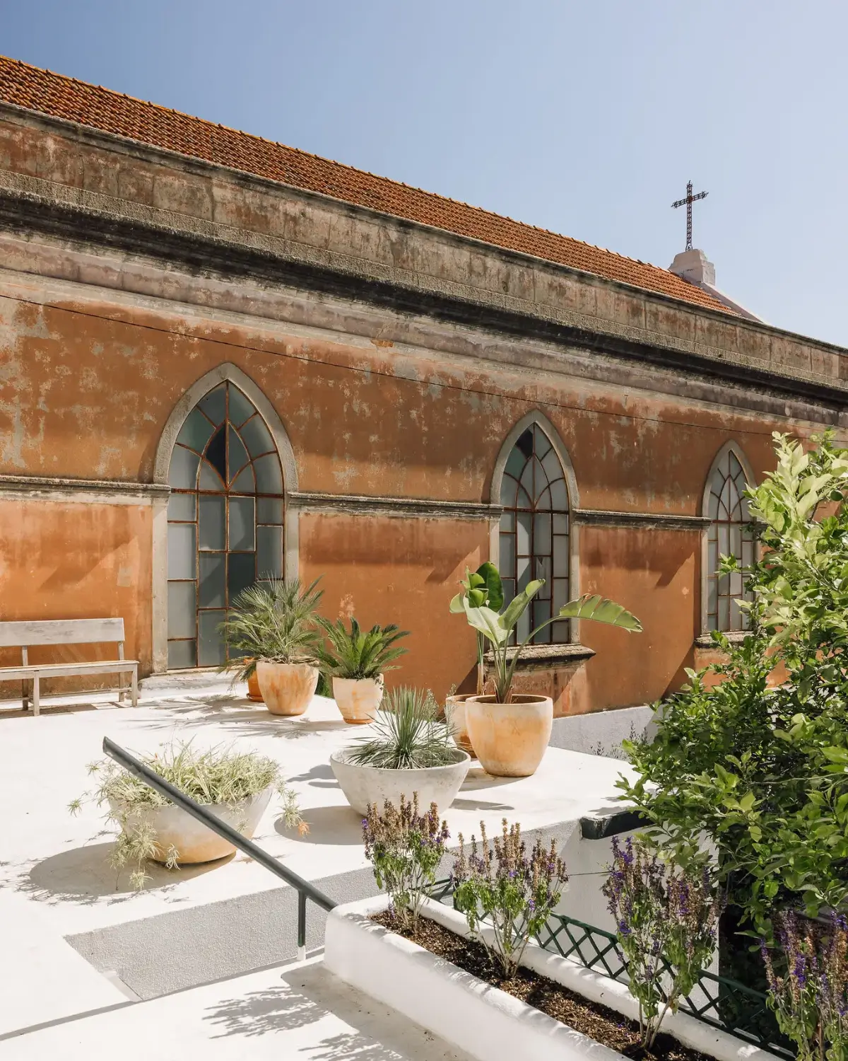 An Art Deco Villa with a Moroccan-Inspired Garden in Portugal 22 roof terrace