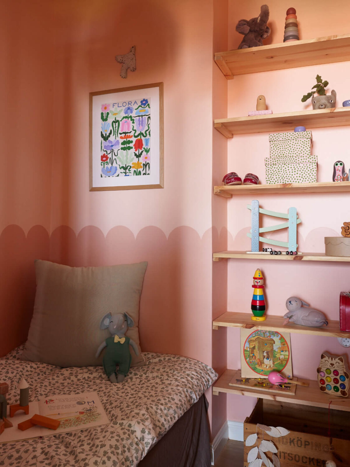 Best of 2025: Children's Rooms 31 small pink room childrens bedroom