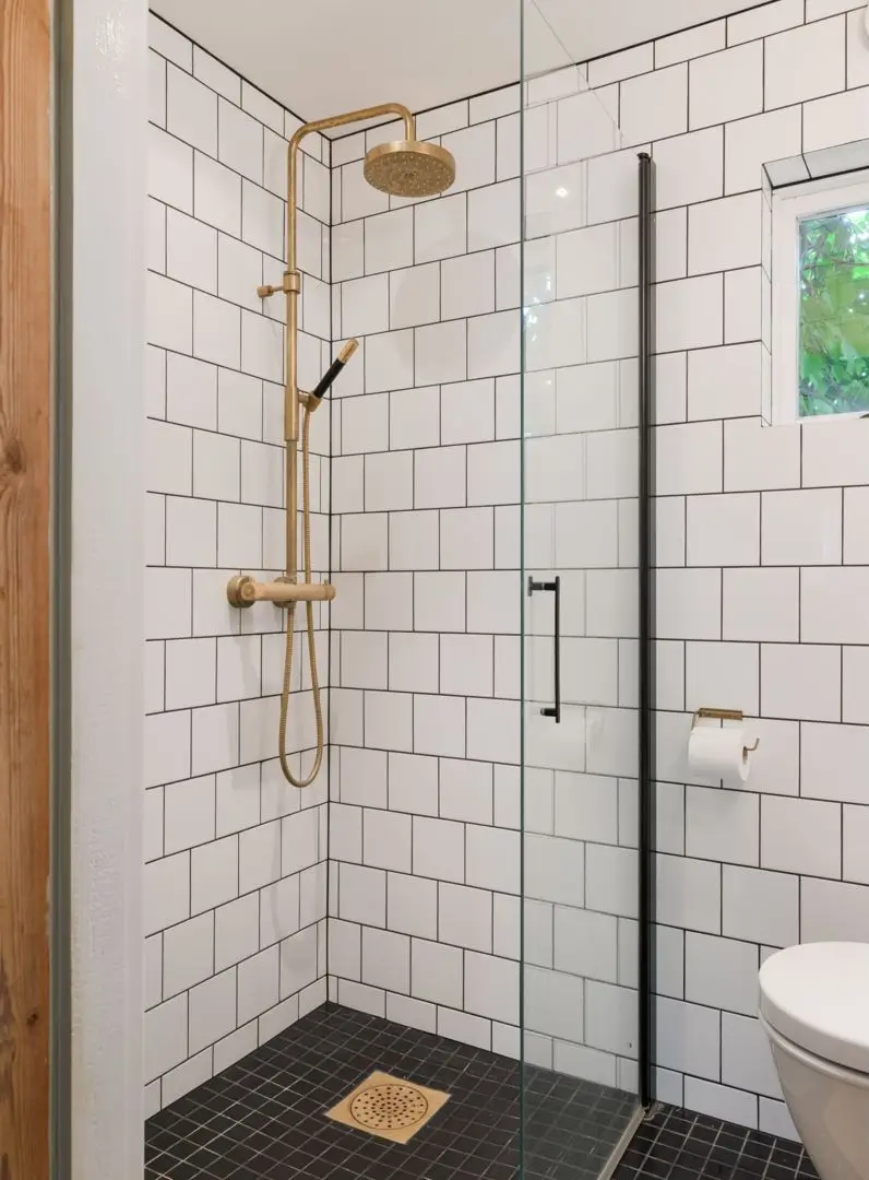 Historic Character and a deVOL Kitchen in a Swedish Country House 25 small white-tiled bathroom