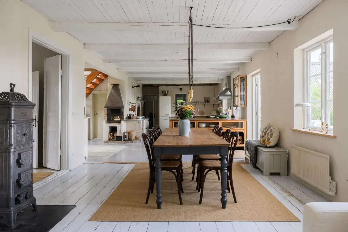 Historic Character and a deVOL Kitchen in a Swedish Country House 1 swedish1