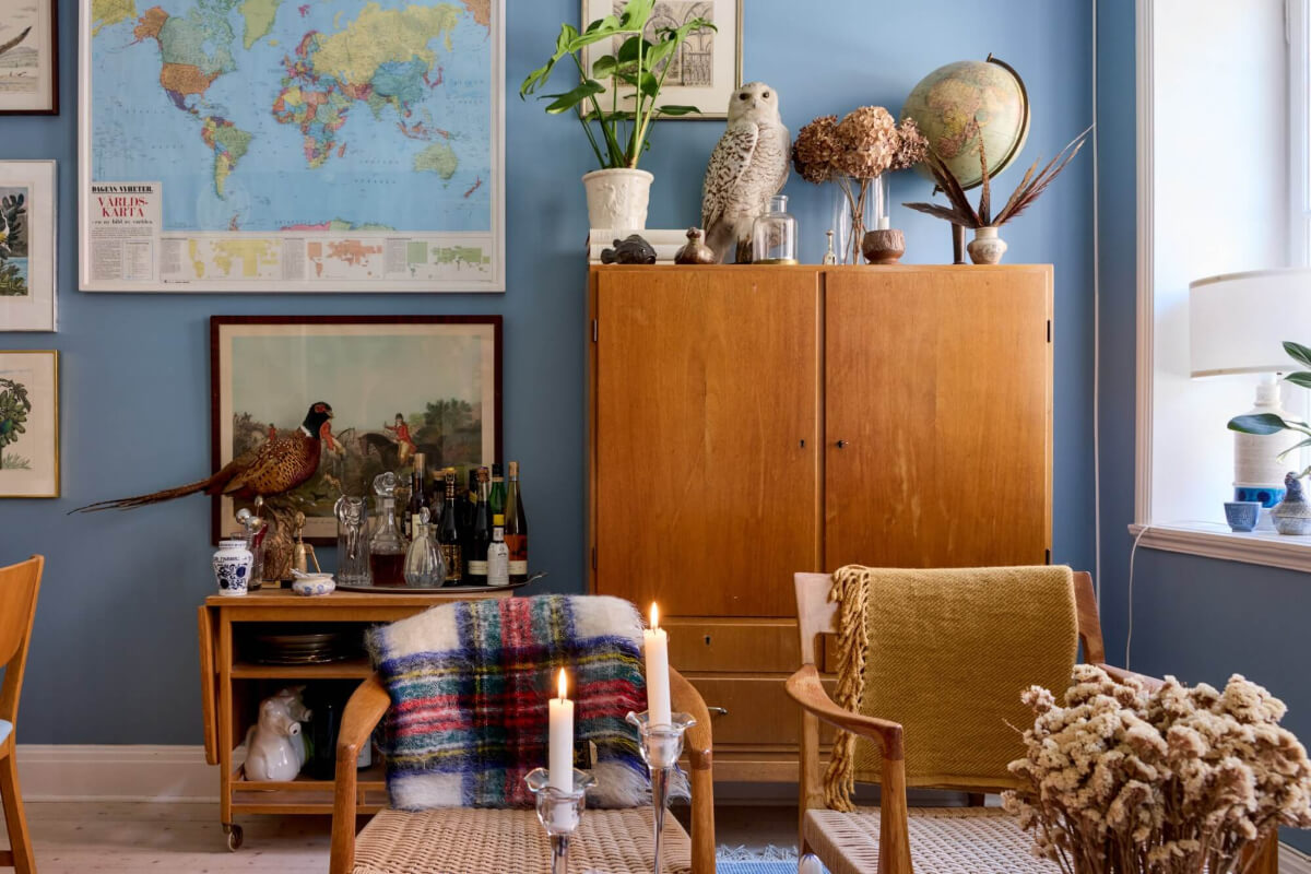 A Blue Living Room Filled with Art in a Swedish Apartment 6 vintage design blue scandi living room