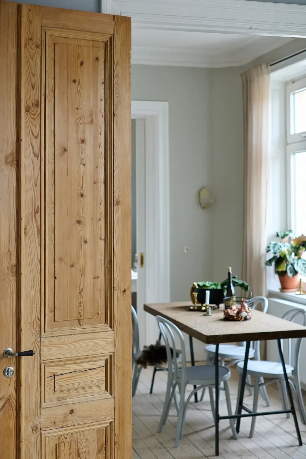 A Classic Stockholm Family Apartment with a Separate Studio 8 wooden door