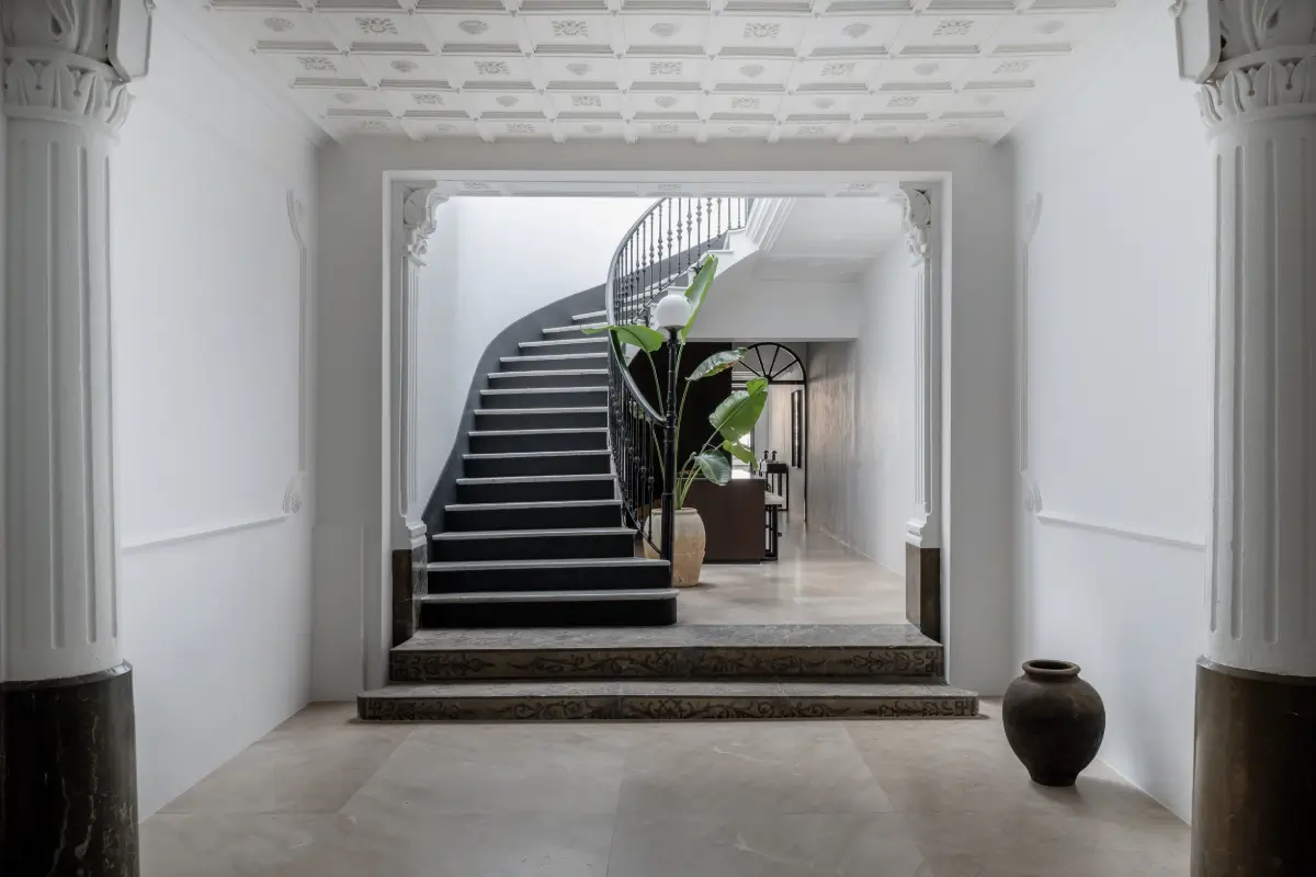 A 19th-Century Mallorcan Townhouse Restored by &TEMPEL 2 Palazzo-Bartomeu-stairs-nordroom