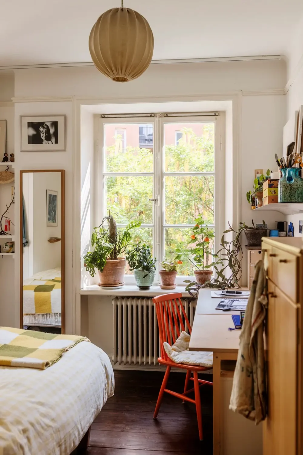 Best of 2025: Bedrooms 36 bedroom large window desk
