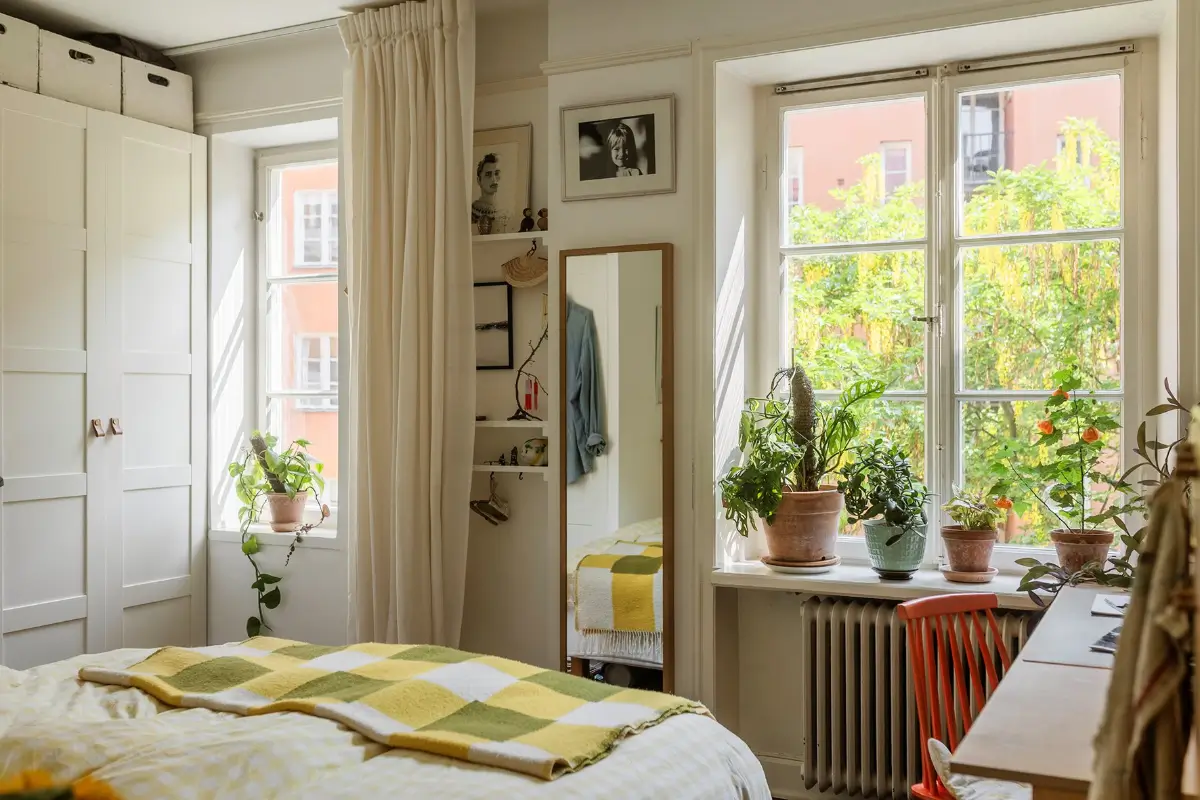 Best of 2025: Bedrooms 35 bedroom large windows