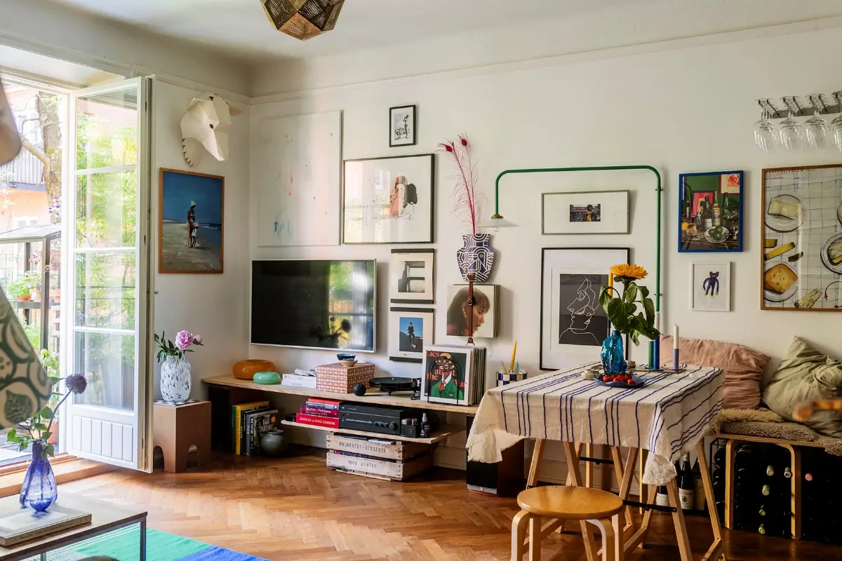 Best of 2025: Living Rooms 65 cozy living room art herringbone parquet floor