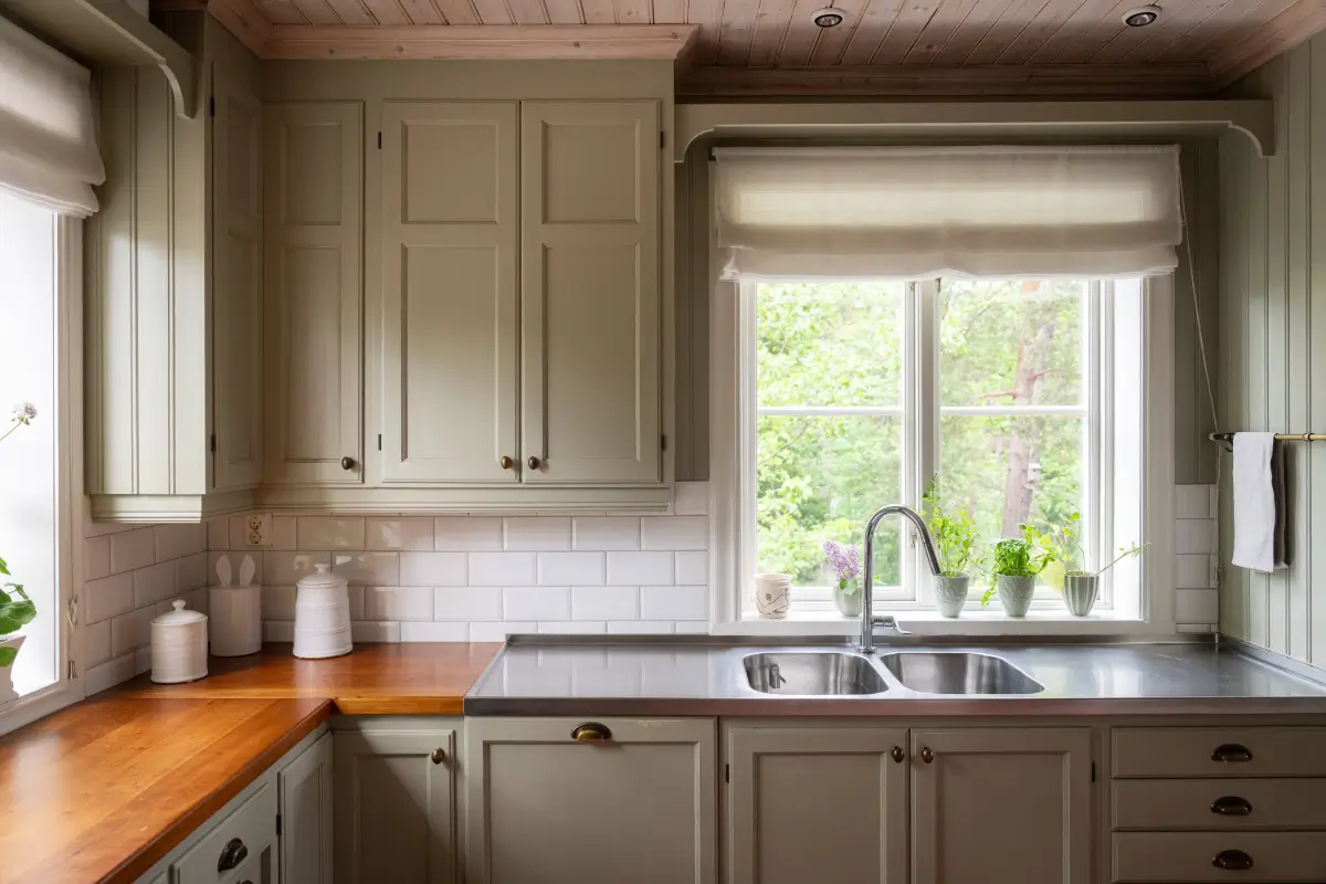 A Beautiful Swedish Villa with a Charming Tower Room 6 green-villa-tower-room-stockholm-Bengt-Wiberg-nordroom17