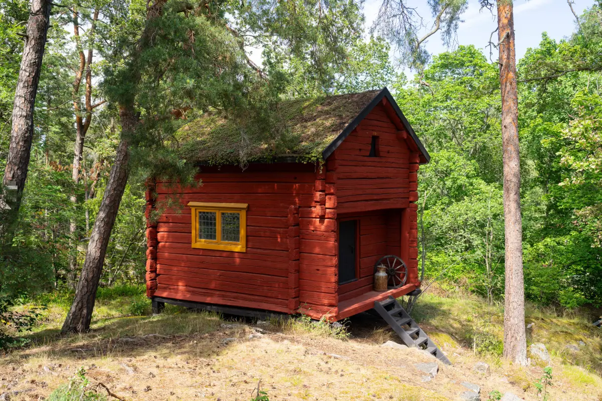 A Beautiful Swedish Villa with a Charming Tower Room 24 green-villa-tower-room-stockholm-Bengt-Wiberg-nordroom4