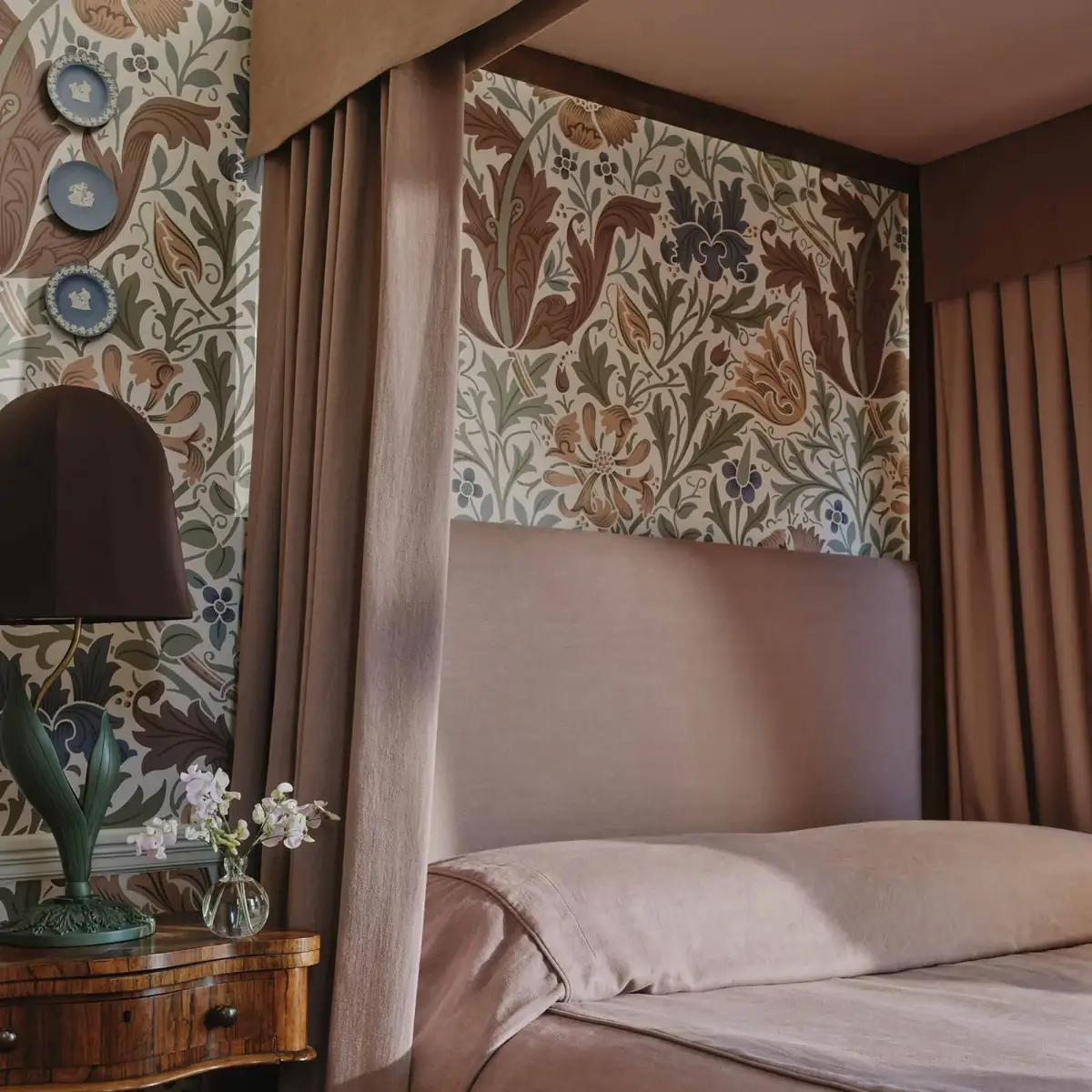 House of Hackney Autumn/Winter Collection Is Inspired by William Morris 10 nordroom