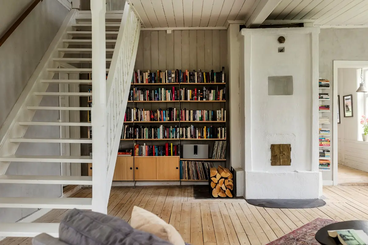 A Cozy Family Home in a Renovated 19th Century School Building 18 c
