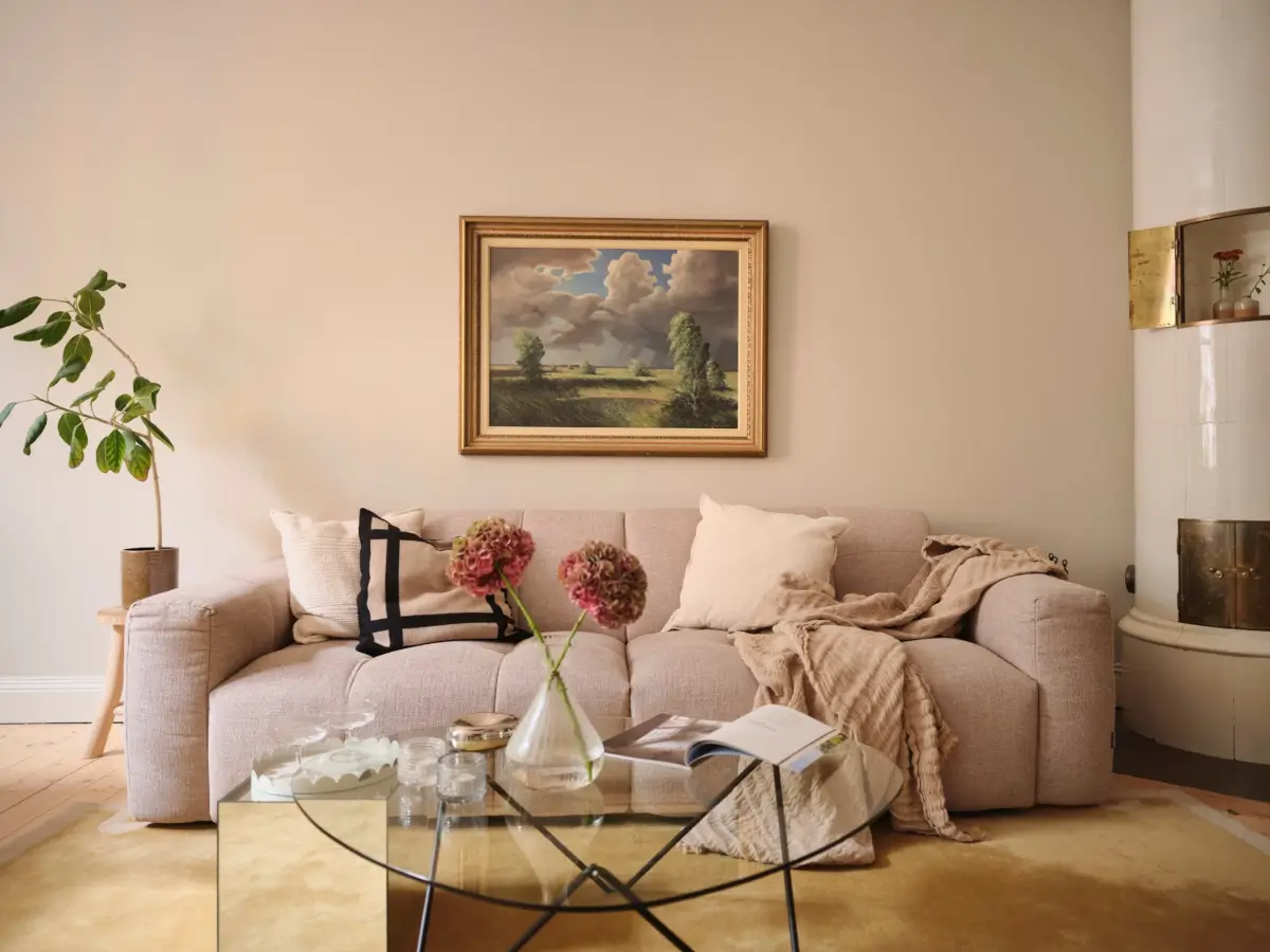 A Serene, Light-Colored Scandinavian Apartment 9 serene-light-scandinavian-apartment-nordroom28