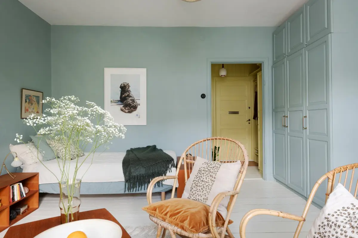 Historic Character and Color in a Swedish Studio Apartment 9 studio high wardrobes