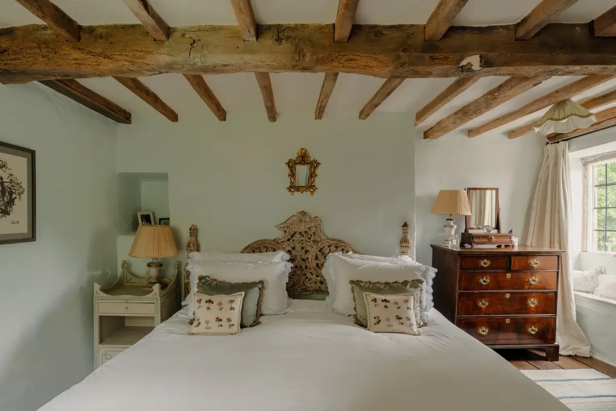 A Georgian Country House Packed with Historical Features 17 the-ford-manor7