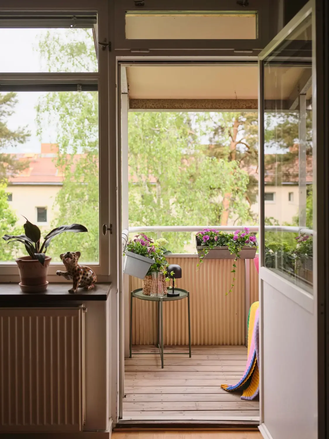 A Natural Color Palette in a Swedish 1940s Apartment 4 balcony