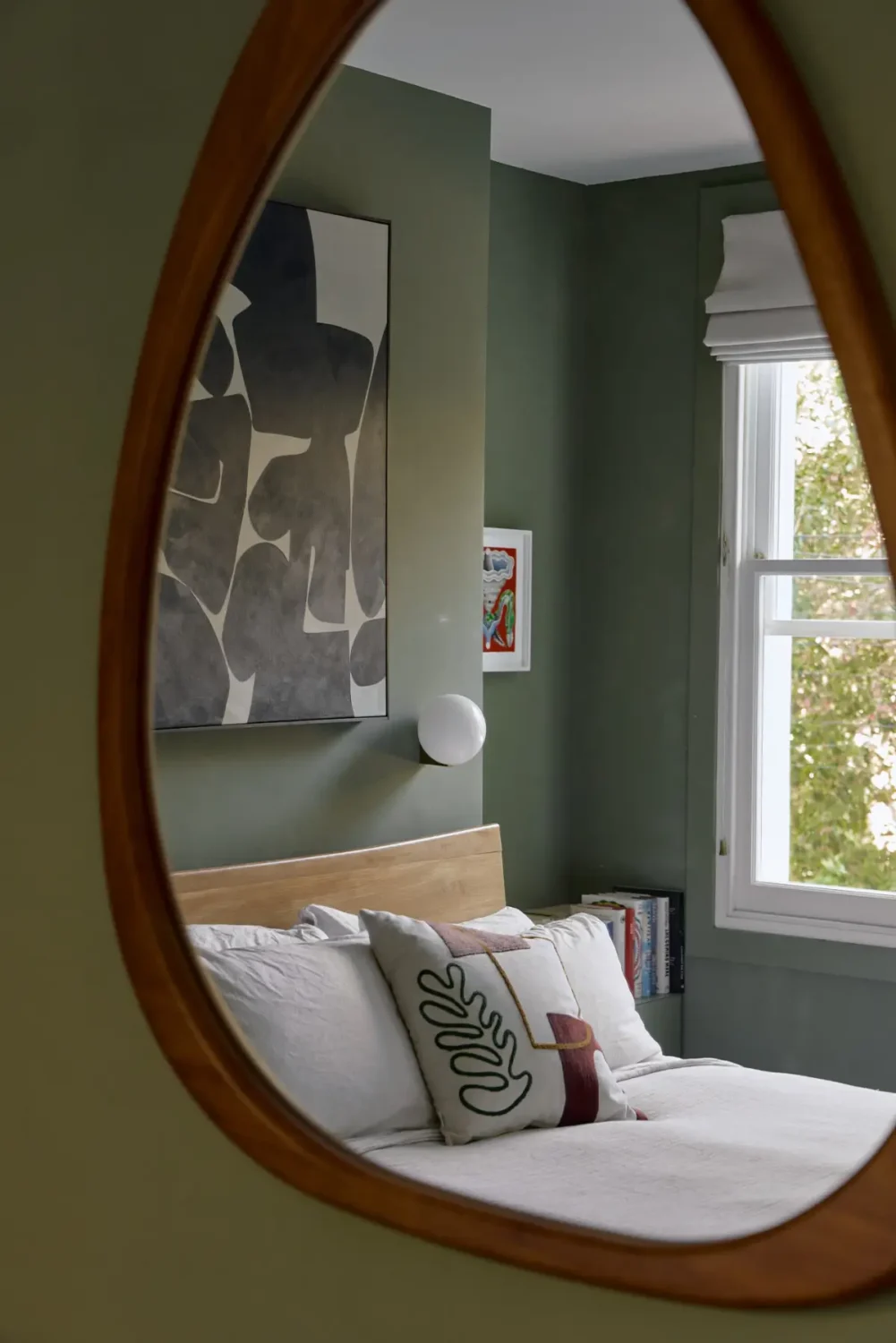A Beautiful Victorian Townhouse Reimagined for Modern Living 31 bedroom mirror