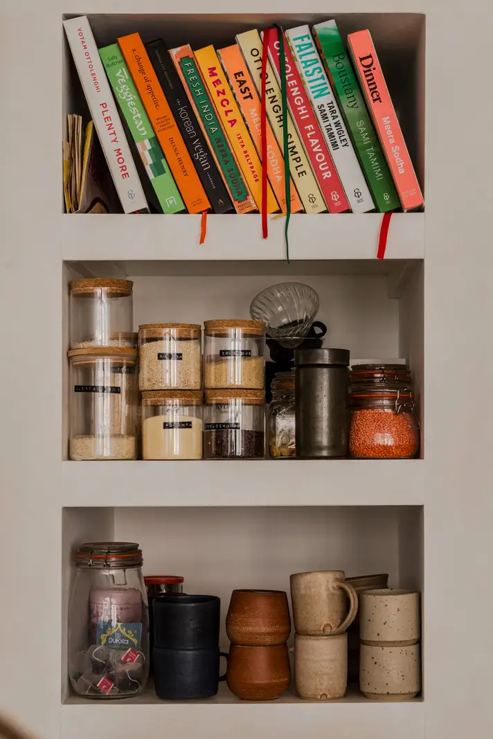 An Industrial London Apartment in a Former 1920s Shoe Factory 6 built in kitchen shelves An Industrial London Apartment in a Former 1920s Shoe Factory