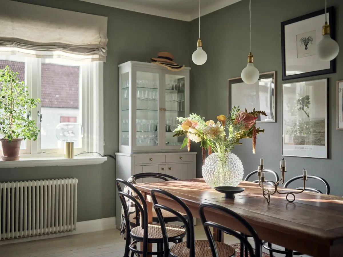 Gray Tones and High Ceilings in a Cozy Swedish Duplex Apartment 24 c