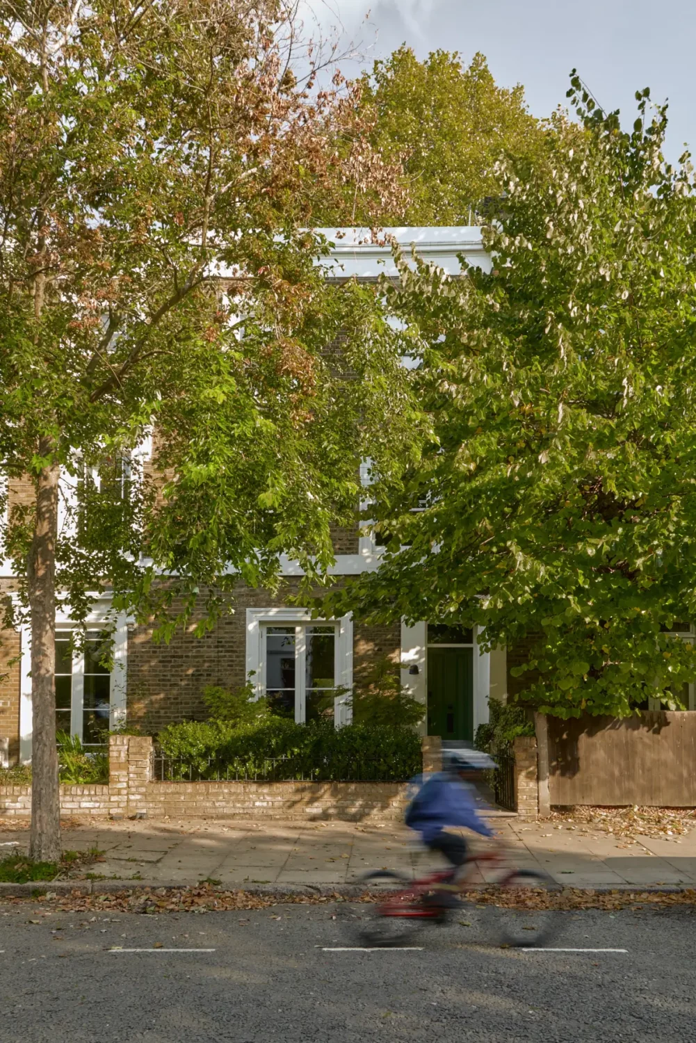 A Beautiful Victorian Townhouse Reimagined for Modern Living 46 exterior victorian townhouse london A Beautiful Victorian Townhouse Reimagined for Modern Living