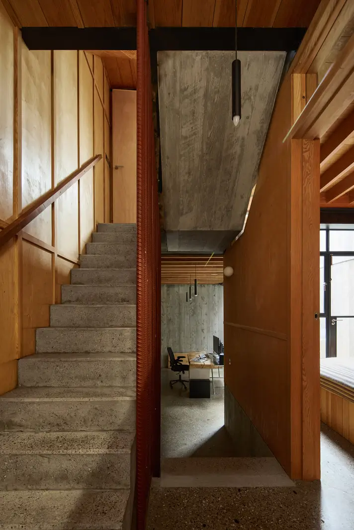 A Japanese-Inspired London Townhouse Designed by Architect Hikaru Kitai 23 japanese-inspired-townhouse-victoria-park-london-nordroom13