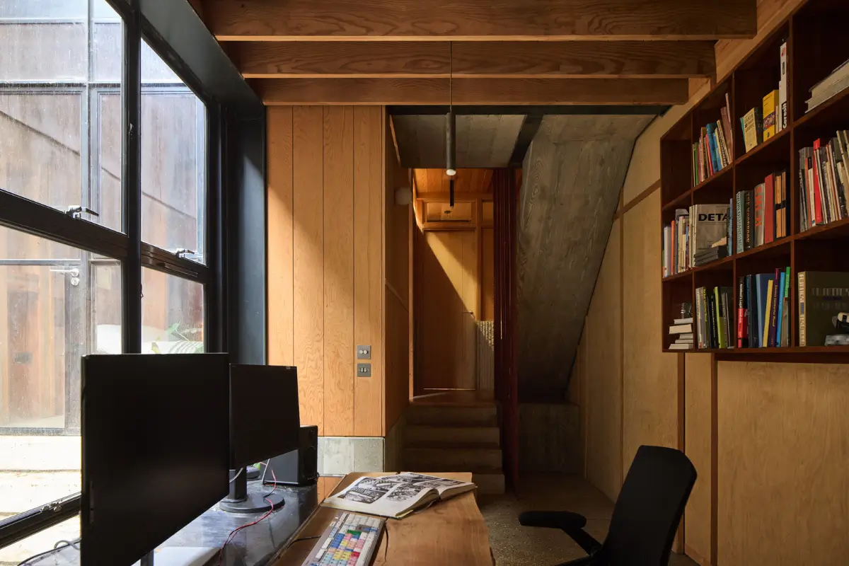 A Japanese-Inspired London Townhouse Designed by Architect Hikaru Kitai 22 japanese-inspired-townhouse-victoria-park-london-nordroom14