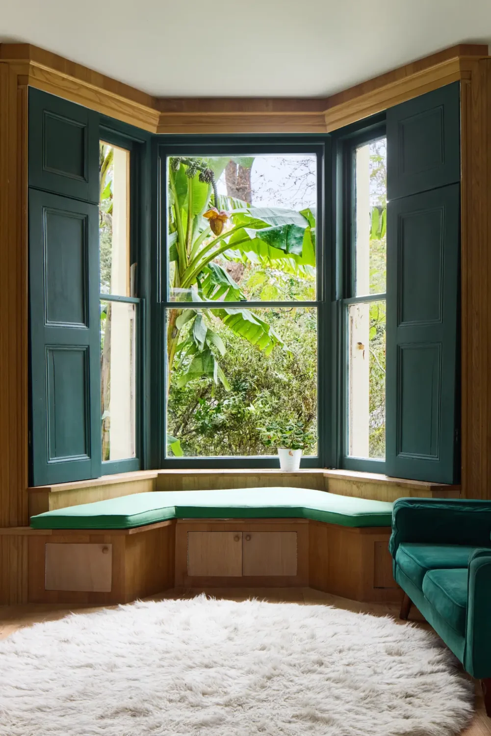 A Japanese-Inspired London Townhouse Designed by Architect Hikaru Kitai 2 japanese-inspired-townhouse-victoria-park-london-nordroom27