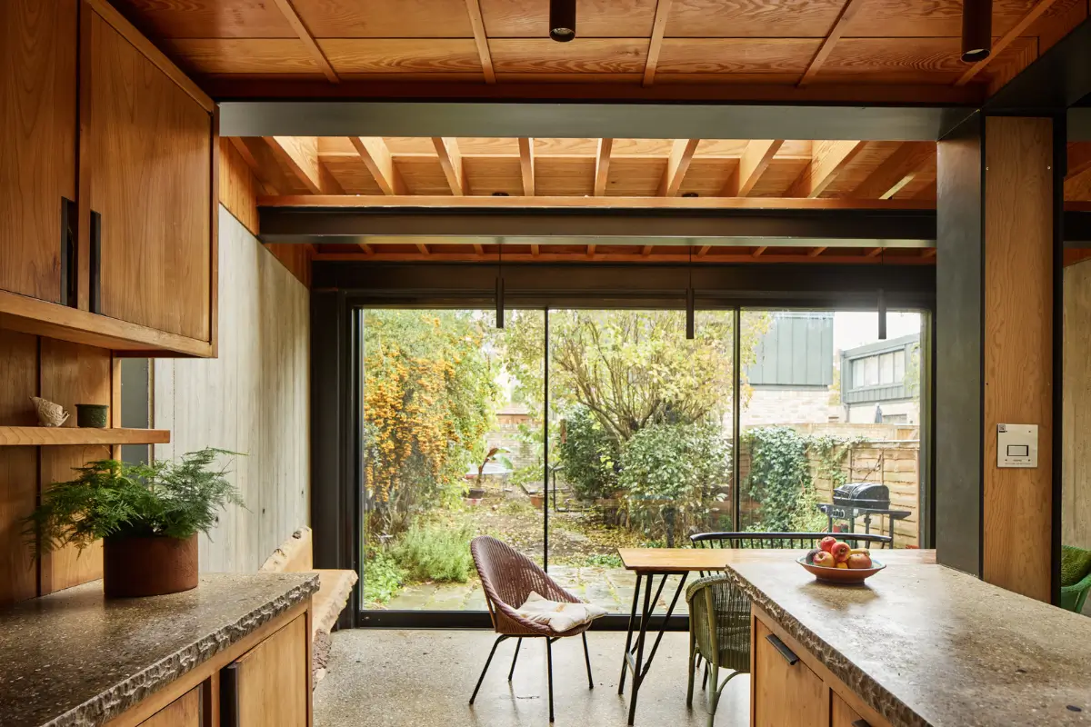 A Japanese-Inspired London Townhouse Designed by Architect Hikaru Kitai 10 japanese-inspired-townhouse-victoria-park-london-nordroom36