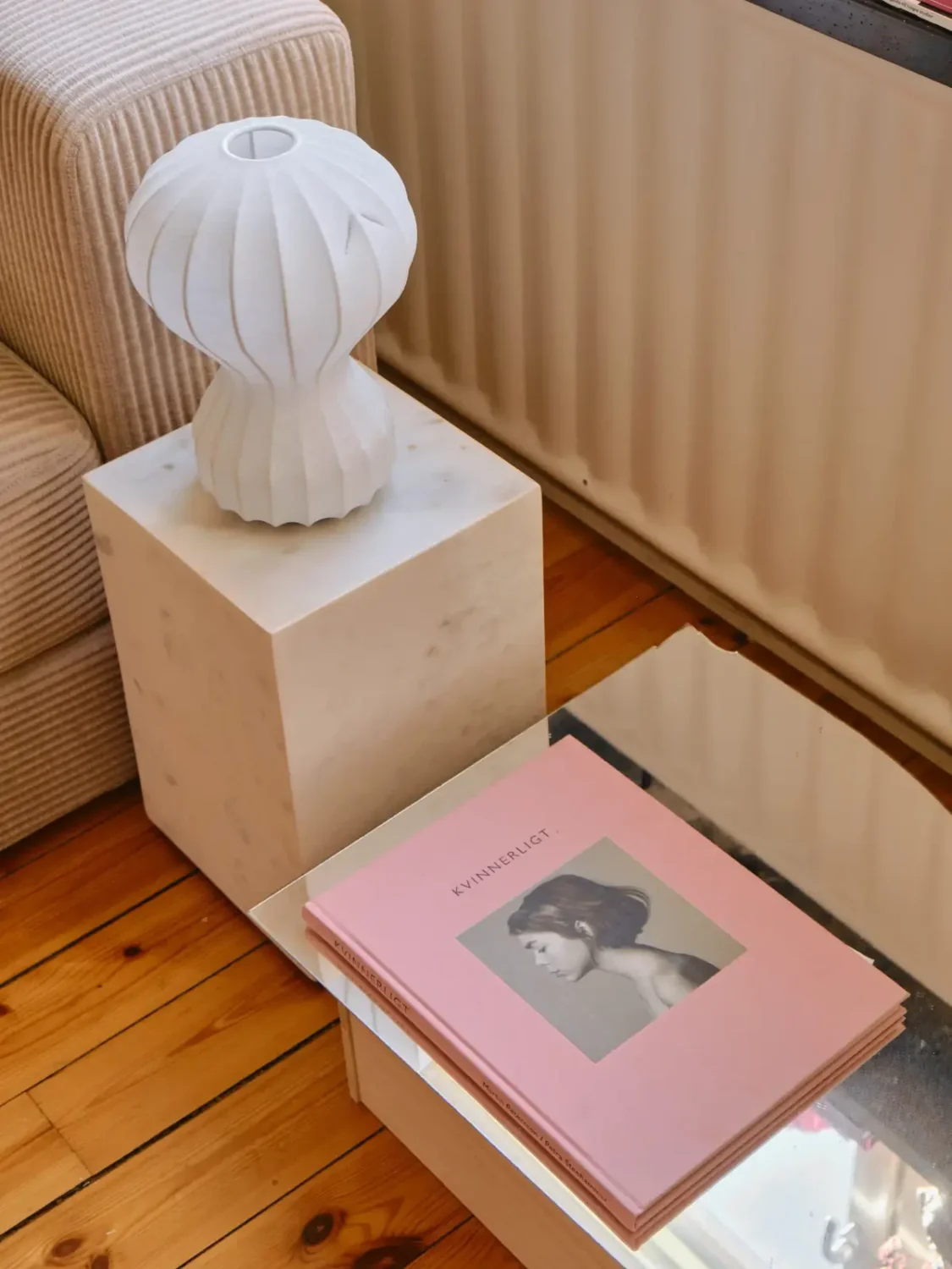 A Light 1930s Apartment with a Bubblegum Pink Bedroom 5 living room detail