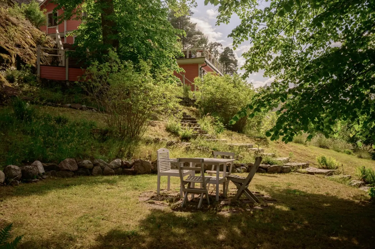 A Beautiful Pink Villa Overlooking the Stockholm Archipelago 54 pink-swedish-villa-nordroom