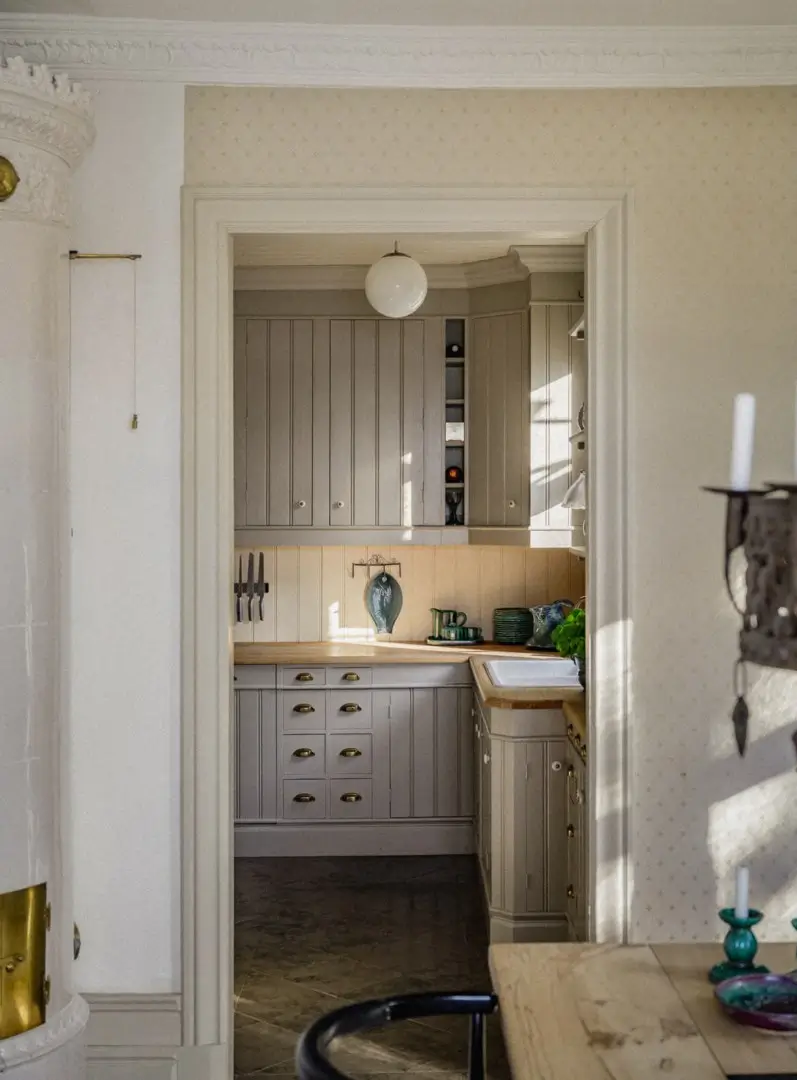 A Beautiful Pink Villa Overlooking the Stockholm Archipelago 14 pink-swedish-villa-nordroom44