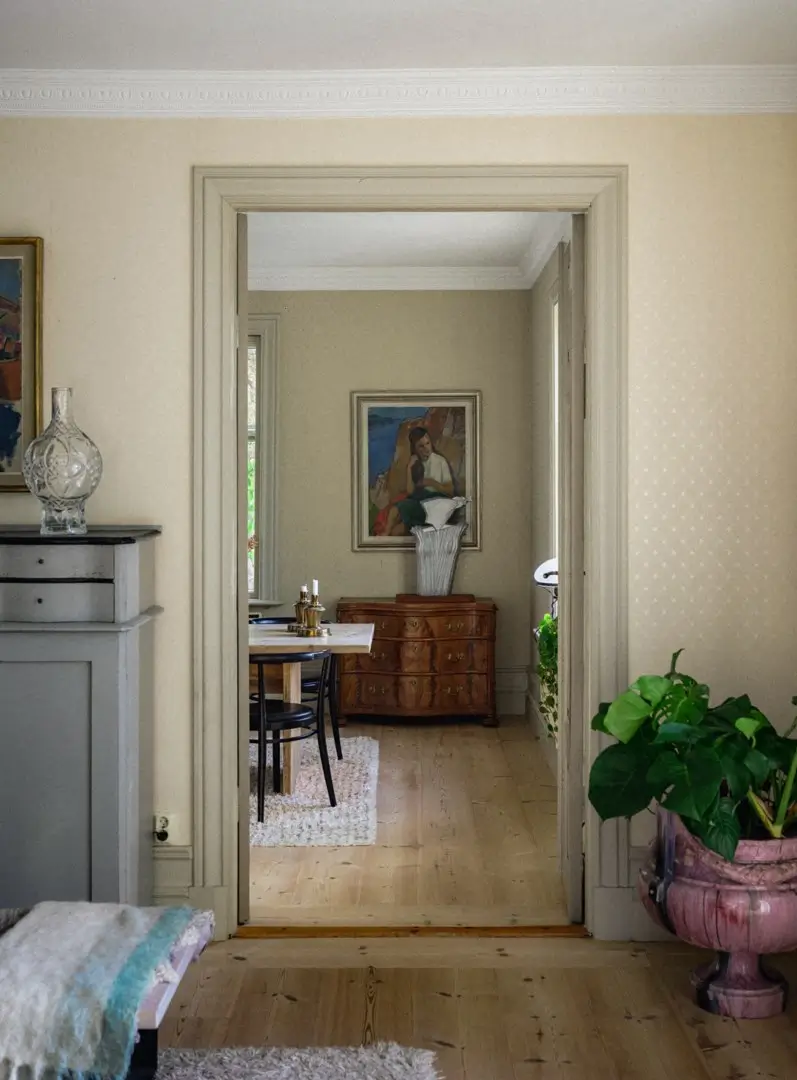 A Beautiful Pink Villa Overlooking the Stockholm Archipelago 9 pink-swedish-villa-nordroom49
