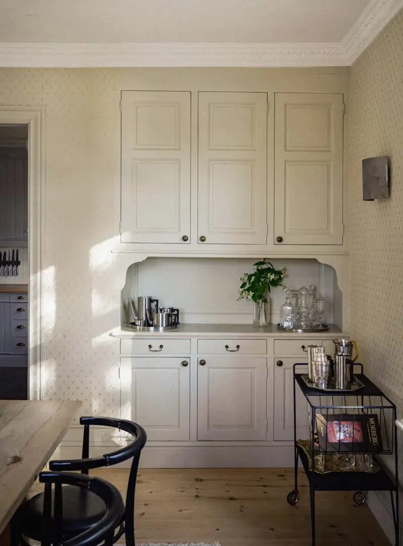 A Beautiful Pink Villa Overlooking the Stockholm Archipelago 12 pink-swedish-villa-nordroom50