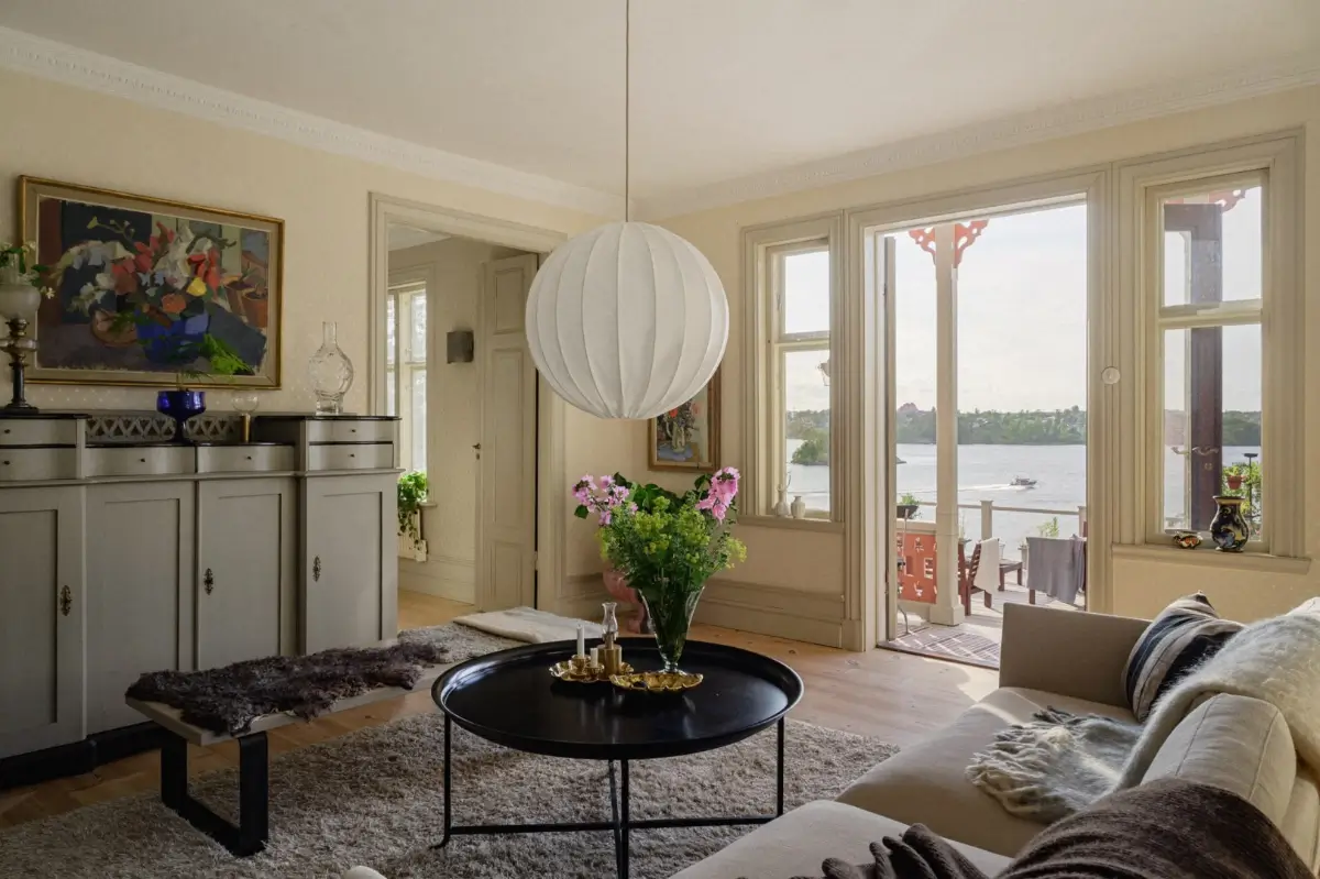 A Beautiful Pink Villa Overlooking the Stockholm Archipelago 4 pink-swedish-villa-nordroom53