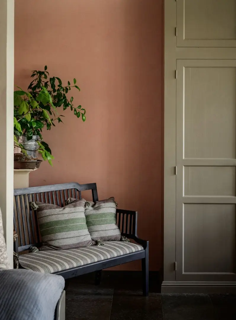 A Beautiful Pink Villa Overlooking the Stockholm Archipelago 45 pink-swedish-villa-nordroom7