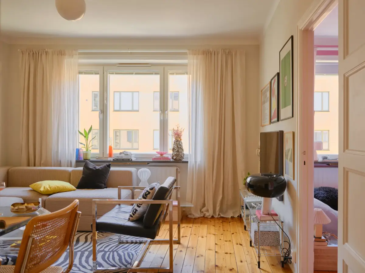 scandi living room beige walls wooden floor