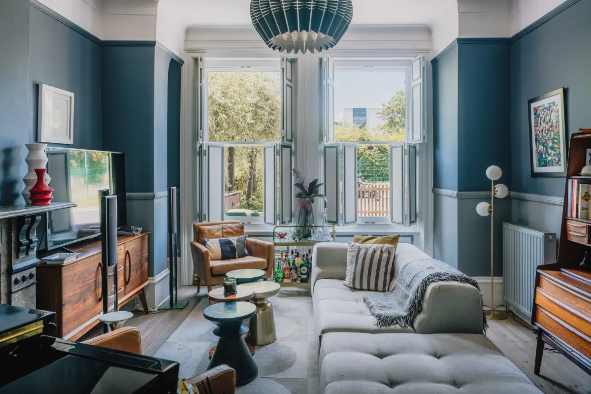 The Color Trends for 2026: A Return to Nature, Balance, and Grounding 31 ton-sur-ton-blue-living-room