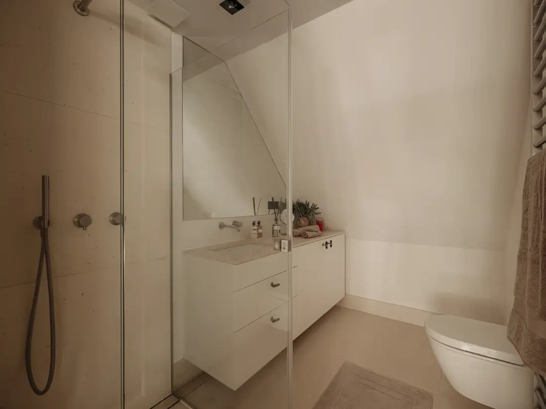 A Luxurious Family Country Home with a Spa and a Tree House in The Netherlands 34 a-luxurious-family-home-netherlands-guest-house-treehouse-nordroom116