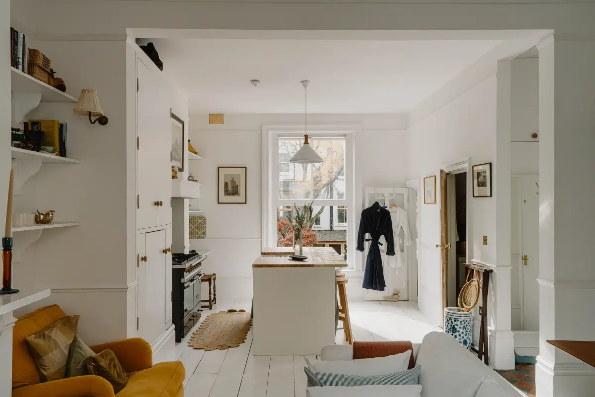 A Bright One-Bedroom Victorian Apartment in De Beauvoir 6 bright-interiors-one-bedroom-apartment-de-beauvoir-london-nordroom17