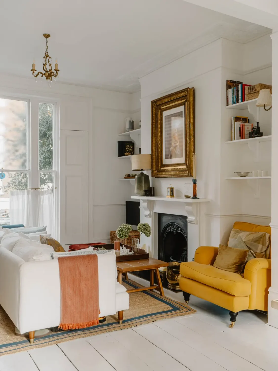 A Bright One-Bedroom Victorian Apartment in De Beauvoir 2 bright-interiors-one-bedroom-apartment-de-beauvoir-london-nordroom6