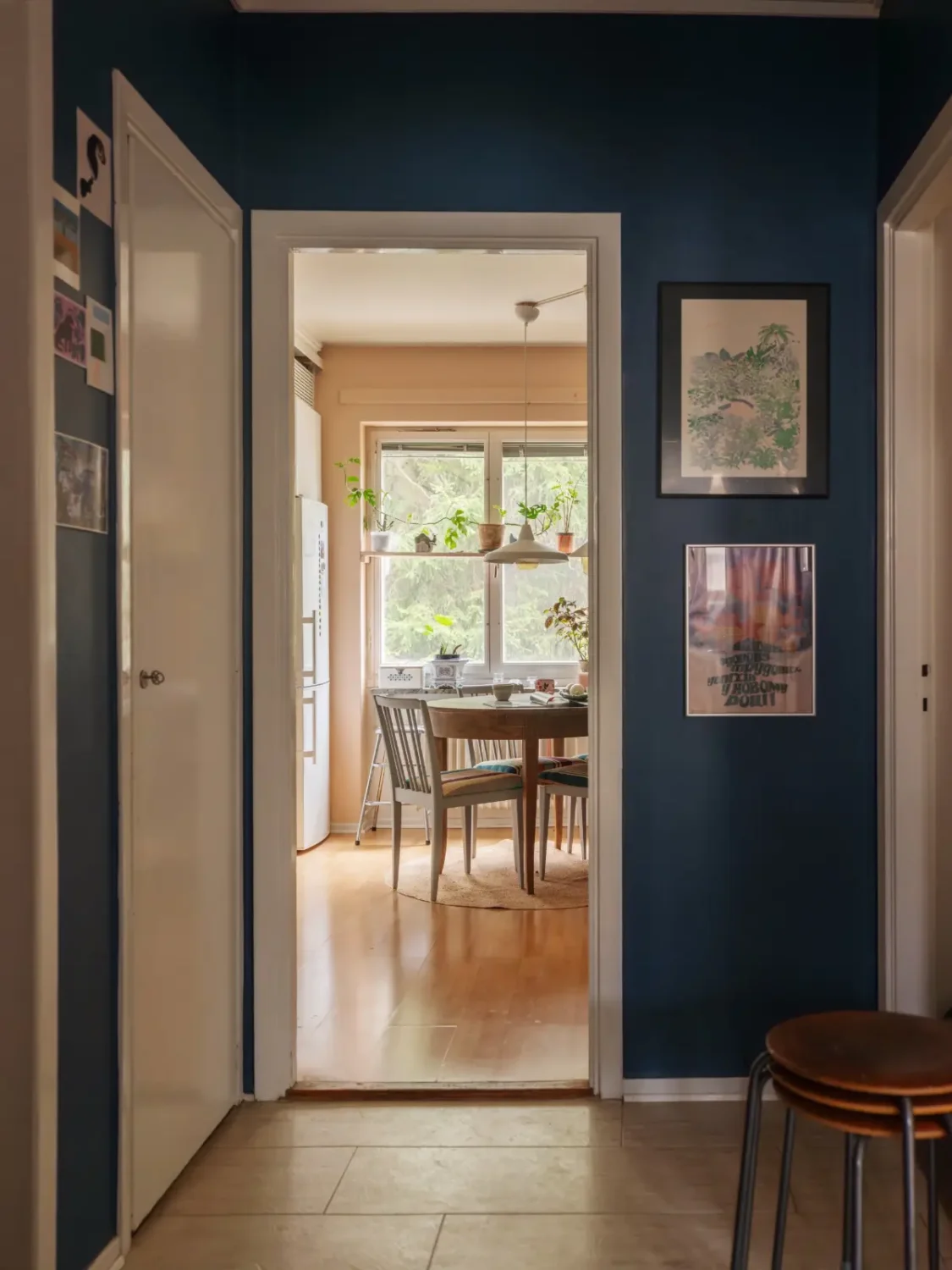 A Colorful 1950s Apartment with the Original Kitchen 8 colorful-1950s-apartment-stockholm-nordroom3