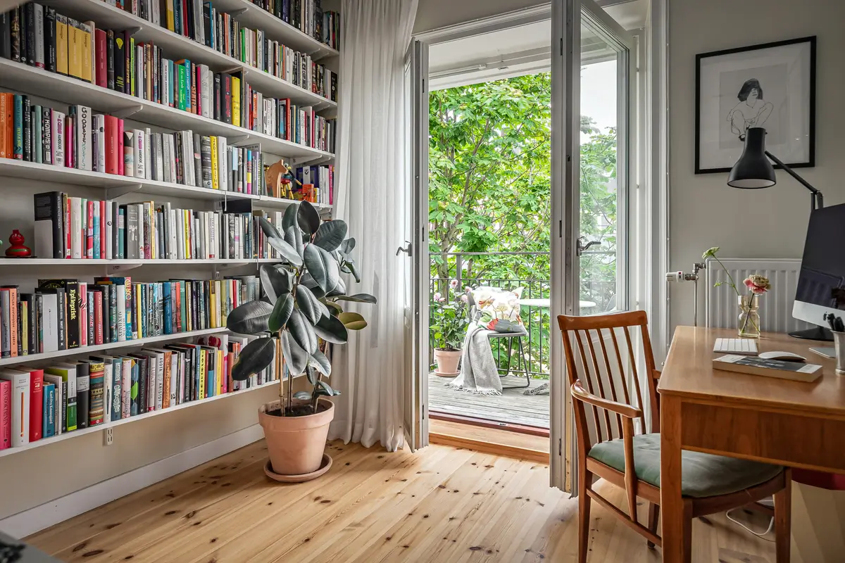 A Bright Duplex Apartment with Exposed Beams and a Roof Terrace 27 duplex-family-apartment-stockholm-nordroom14