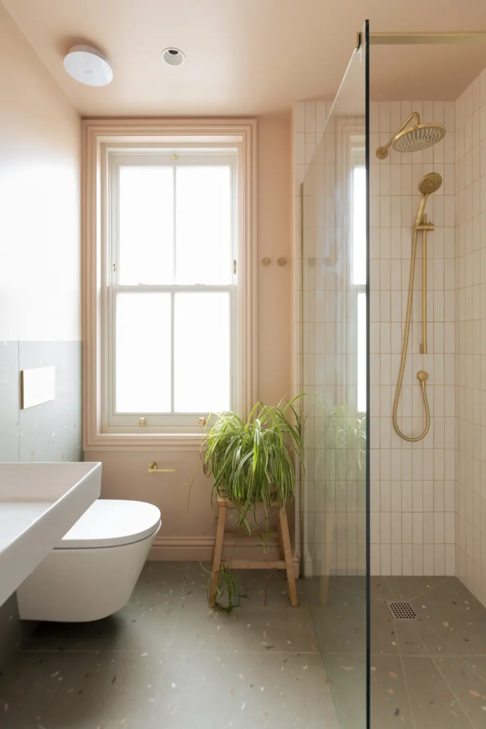 A Bright London Duplex Apartment in a Converted Victorian House 17 modern-duplex-apartment-plaster-walls-london-nordroom