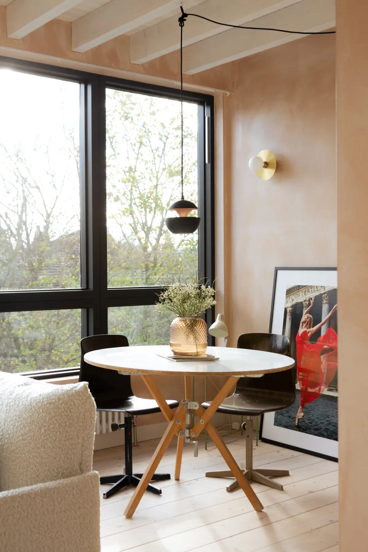 modern-duplex-apartment-plaster-walls-london-nordroom