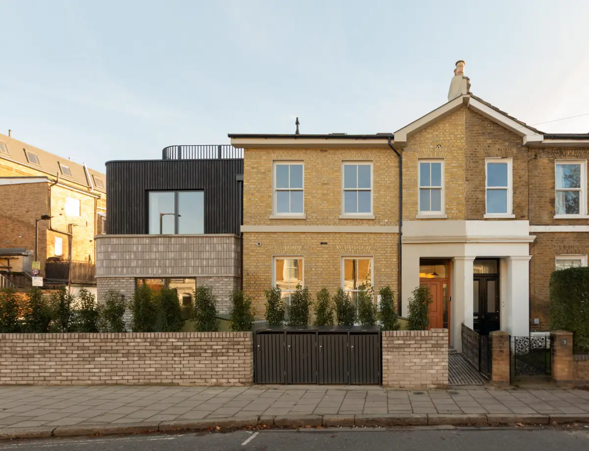 A Bright London Duplex Apartment in a Converted Victorian House 30 modern-duplex-apartment-plaster-walls-london-nordroom