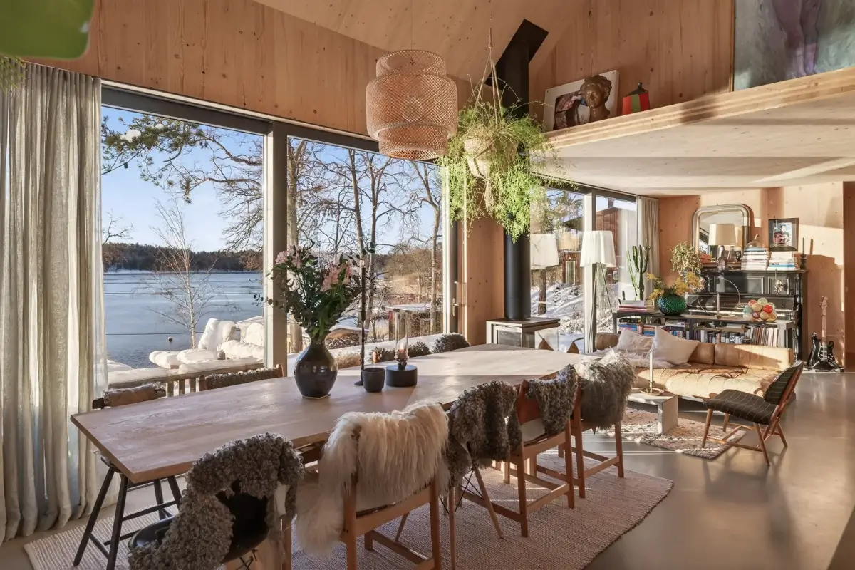 A Modern Wooden Cottage with Sea Views Close to Stockholm 6 modern-wooden-cottage-sea-views