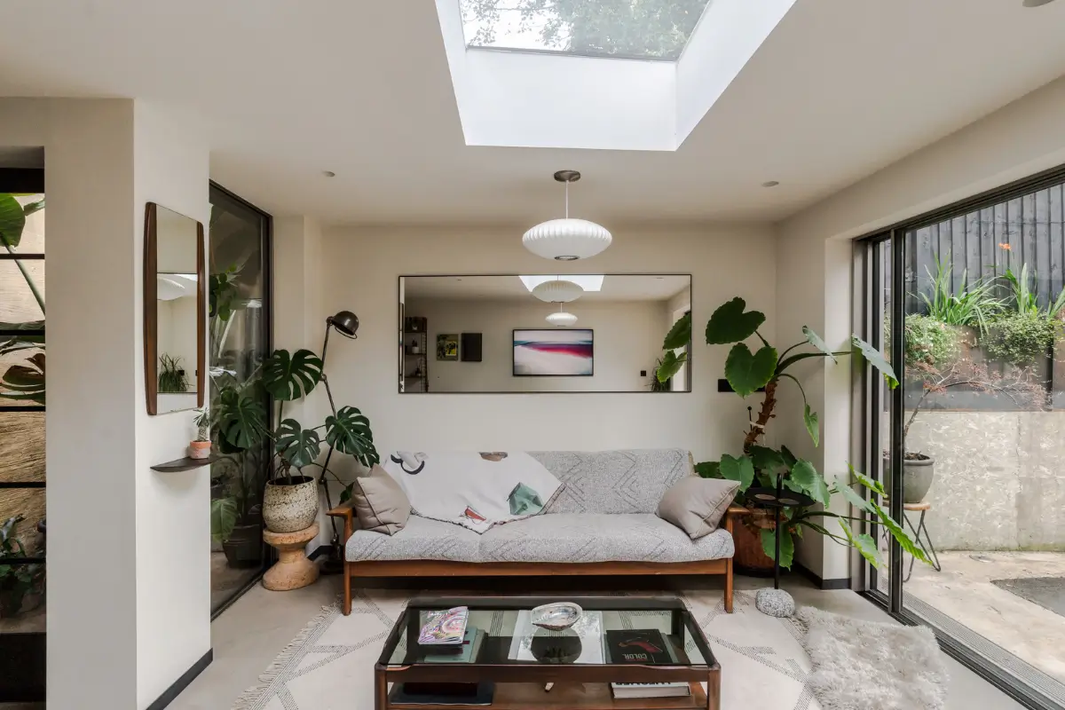 A Five-Storey Victorian Victorian Townhouse Blends Old with New 4 restored-extended-victorian-townhouse-london-nordroom25