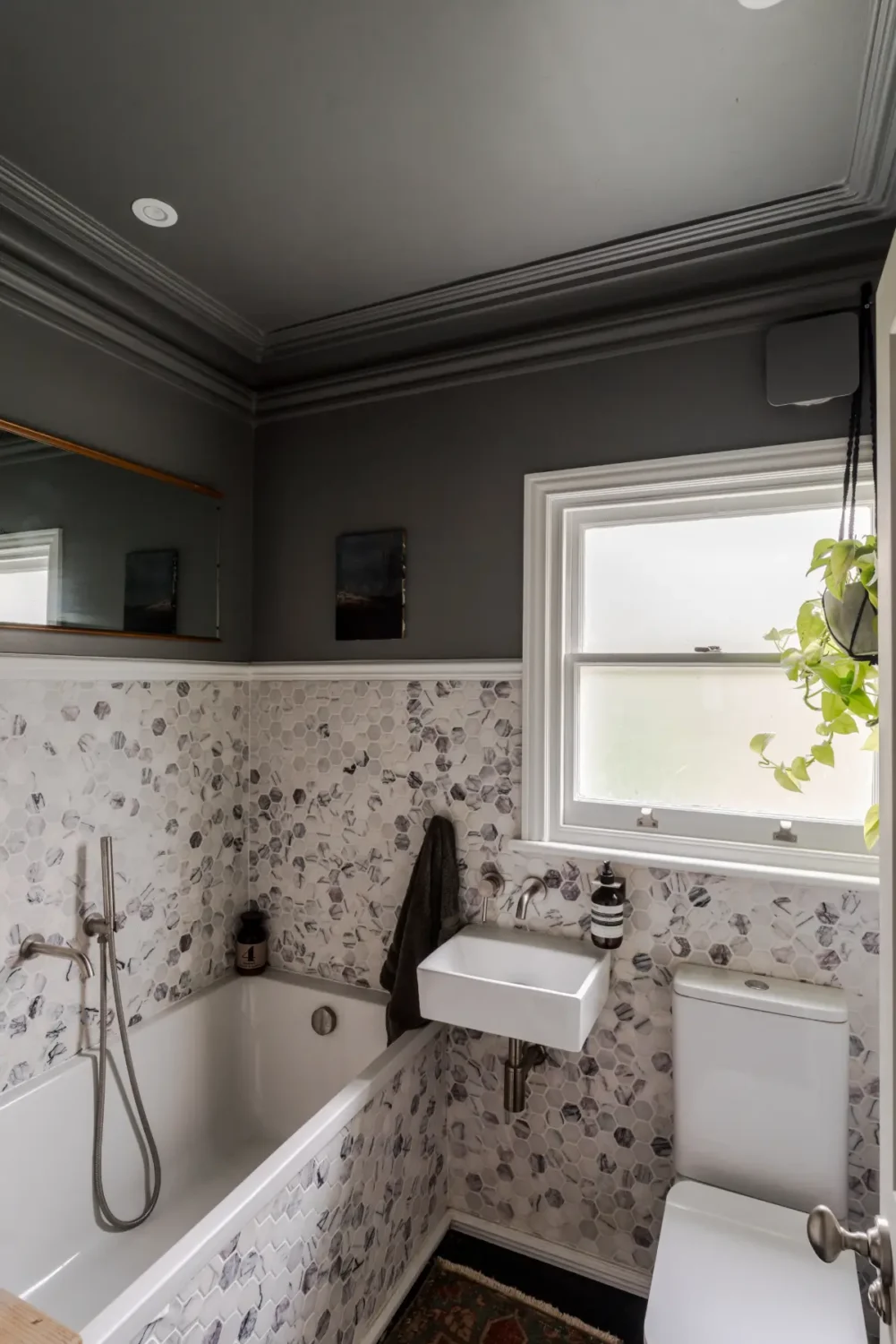 A Five-Storey Victorian Victorian Townhouse Blends Old with New 16 restored-extended-victorian-townhouse-london-nordroom9