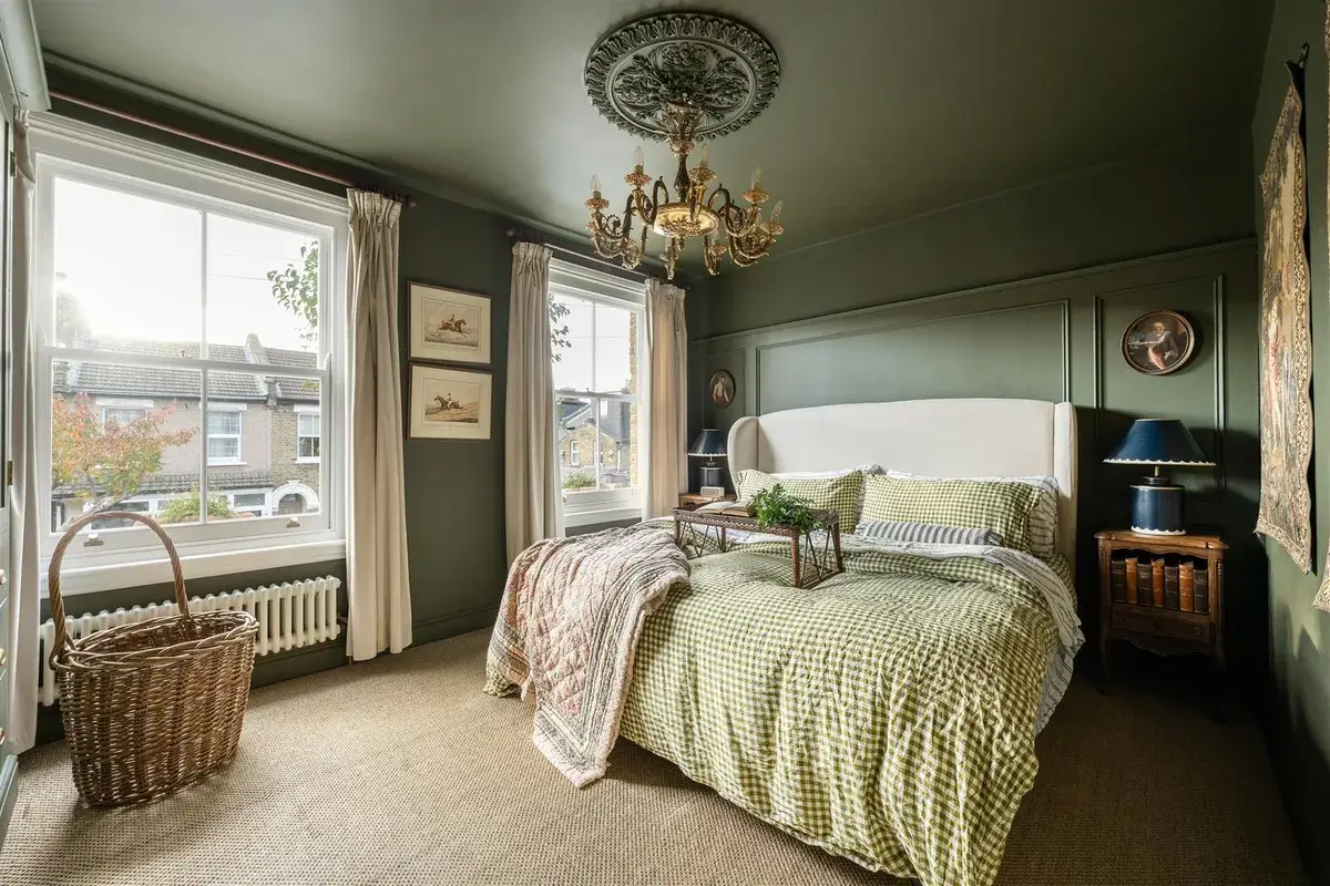 A Pink Kitchen in a Beautifully Restored Victorian House 25 restored-victorian-terrace-house-london4