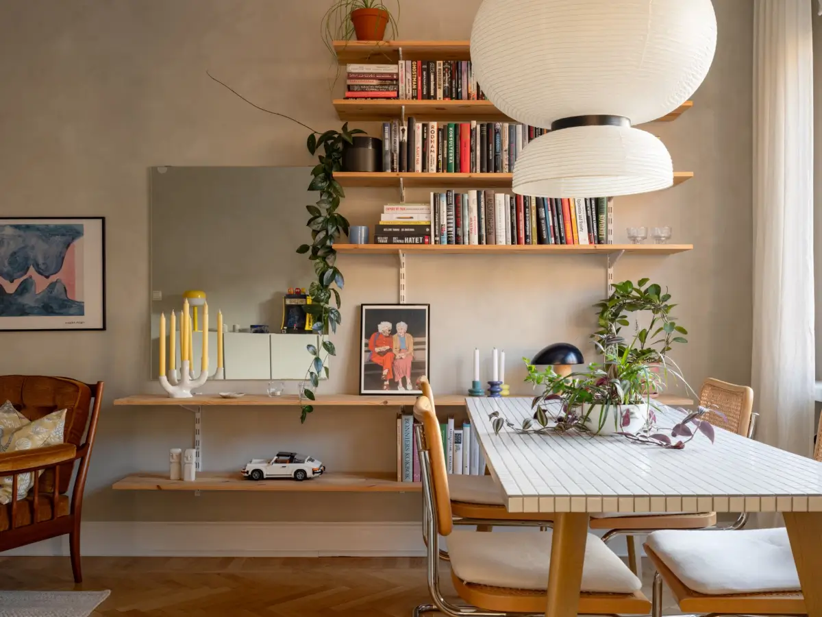 An Original Kitchen in a Small 1930s Apartment 5 small-1930s-apartment-stockholm-nordroom
